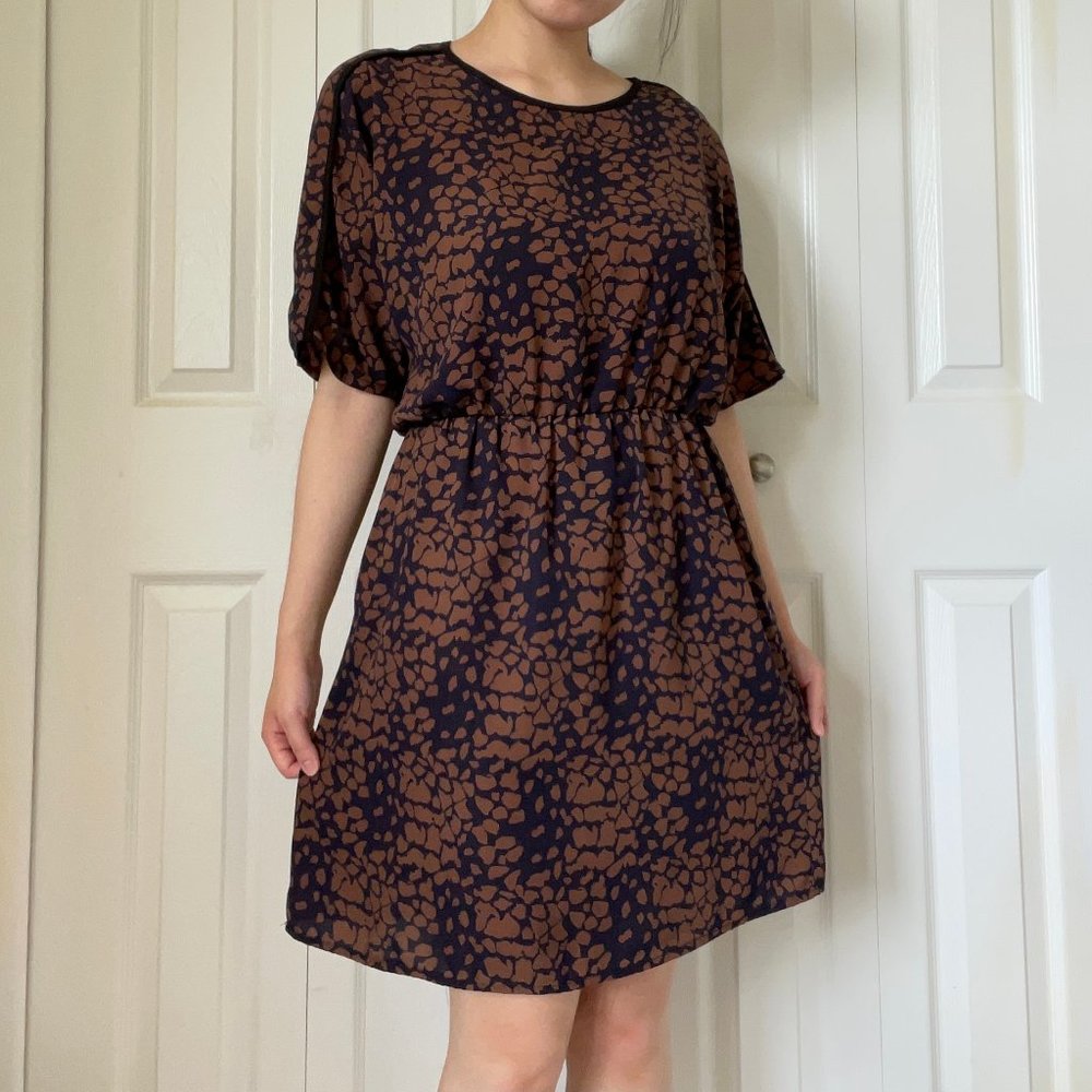 AKIRA Navy & Brown Half-Sleeve Elastic-Waist Dress